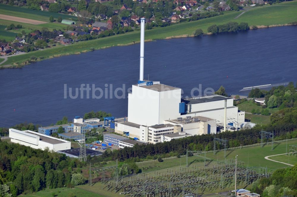 Luftbild Geesthacht OT Krümmel - Gelände des stillgelegten Kernkraftwerk Krümmel am Ufer der Elbe, direkt am Ortsteil Krümmel von Geesthacht im Bundesland Schleswig-Holstein