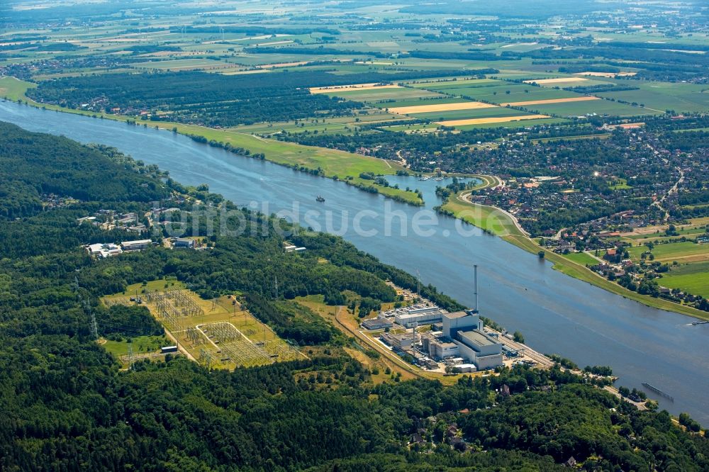 Krümmel, Geesthacht von oben - Gelände des stillgelegten Kernkraftwerk Krümmel am Ufer der Elbe, direkt am Ortsteil Krümmel von Geesthacht im Bundesland Schleswig-Holstein