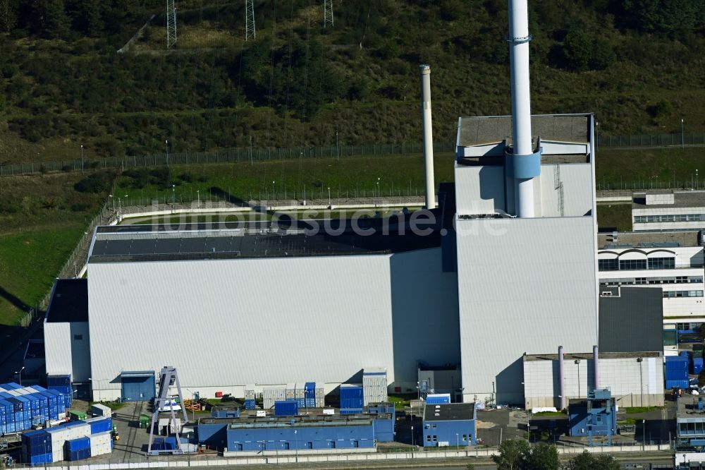 Luftaufnahme Geesthacht - Gelände des stillgelegten Kernkraftwerk Krümmel am Ufer der Elbe, direkt am Ortsteil Krümmel von Geesthacht im Bundesland Schleswig-Holstein