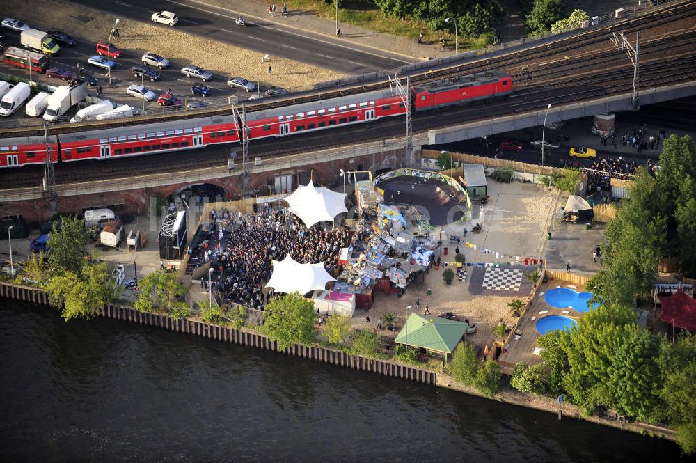 Luftaufnahme Berlin - Gelände der Strandbar BAR25 in Berlin-Mitte