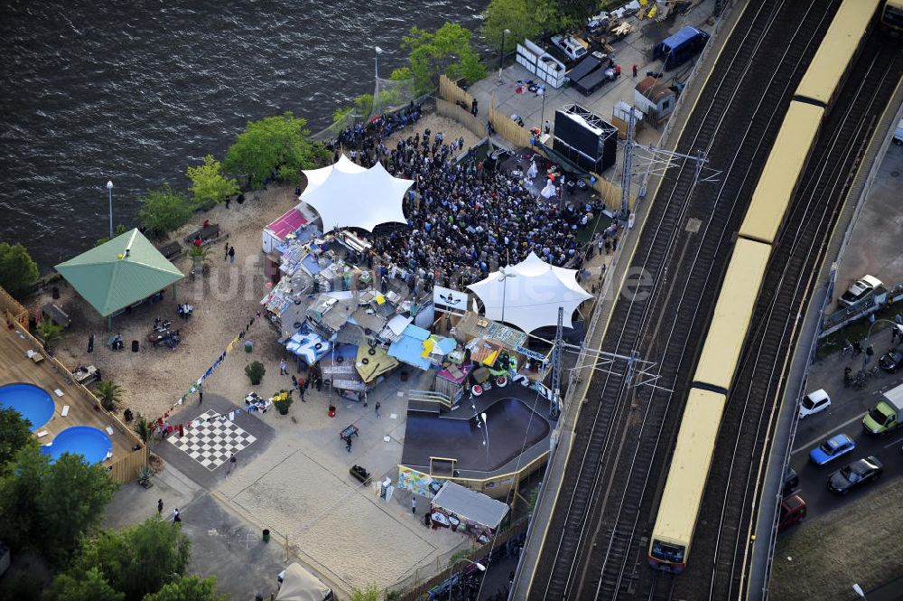 Luftbild Berlin - Gelände der Strandbar BAR25 in Berlin-Mitte