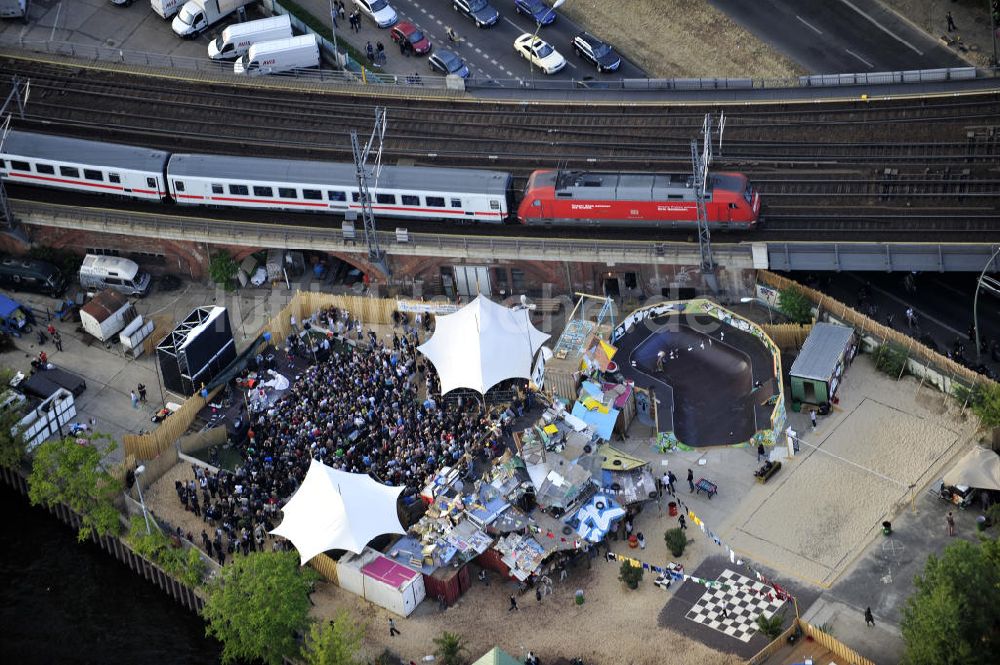 Luftaufnahme Berlin - Gelände der Strandbar BAR25 in Berlin-Mitte