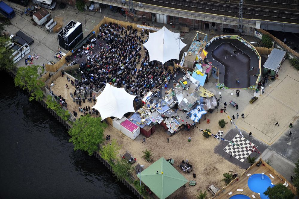 Luftaufnahme Berlin - Gelände der Strandbar BAR25 in Berlin-Mitte