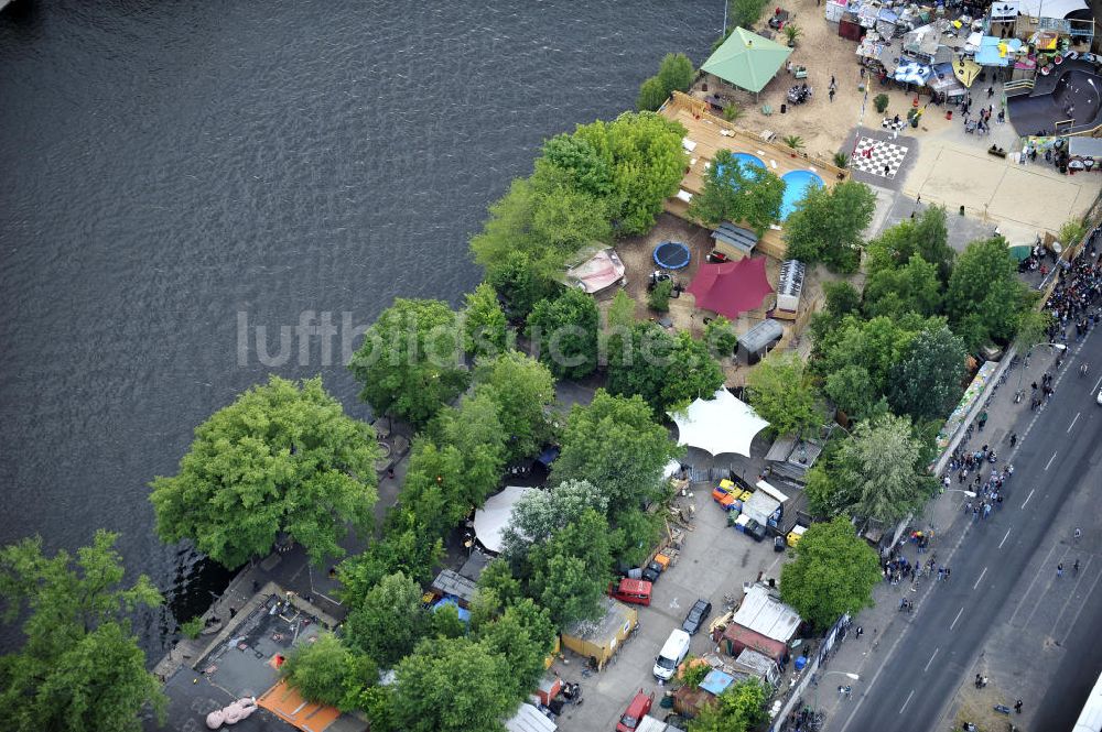 Luftaufnahme Berlin - Gelände der Strandbar BAR25 in Berlin-Mitte