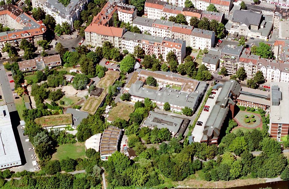 Luftbild Berlin Tempelhof - 09.08.1995 Gelände der UFA Fabrik (Viktoriastraße 18-20 12105 Berlin (Tempelhof))