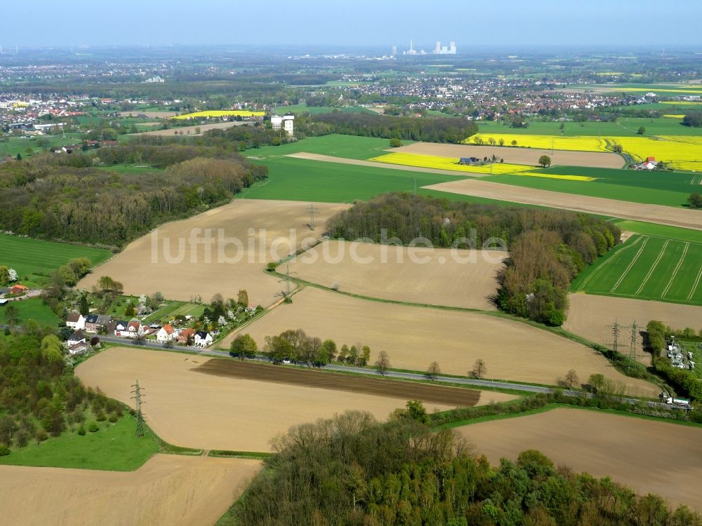 Hamm von oben - Gelände des Umspannwerkes und Felder an der Martinsstraße südlich des Stadtteils Lohauserholz in Hamm im Bundesland Nordrhein-Westfalen