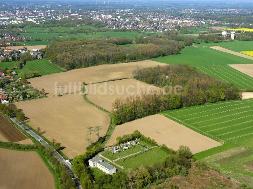 Hamm aus der Vogelperspektive: Gelände des Umspannwerkes und Felder an der Martinsstraße südlich des Stadtteils Lohauserholz in Hamm im Bundesland Nordrhein-Westfalen