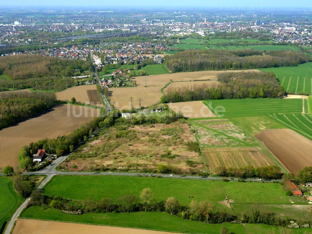 Luftaufnahme Hamm - Gelände des Umspannwerkes und Felder an der Martinsstraße südlich des Stadtteils Lohauserholz in Hamm im Bundesland Nordrhein-Westfalen