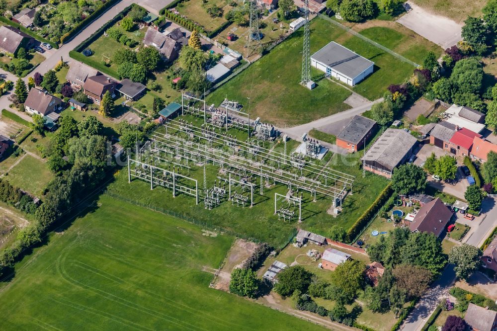 Göhl von oben - Gelände des Umspannwerkes in Göhl im Bundesland Schleswig-Holstein, Deutschland