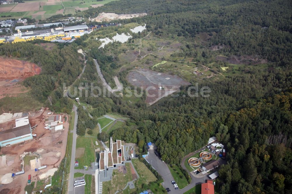 Messel aus der Vogelperspektive: Gelände des UNESCO Welterbe Grube Messel im Bundesland Hessen