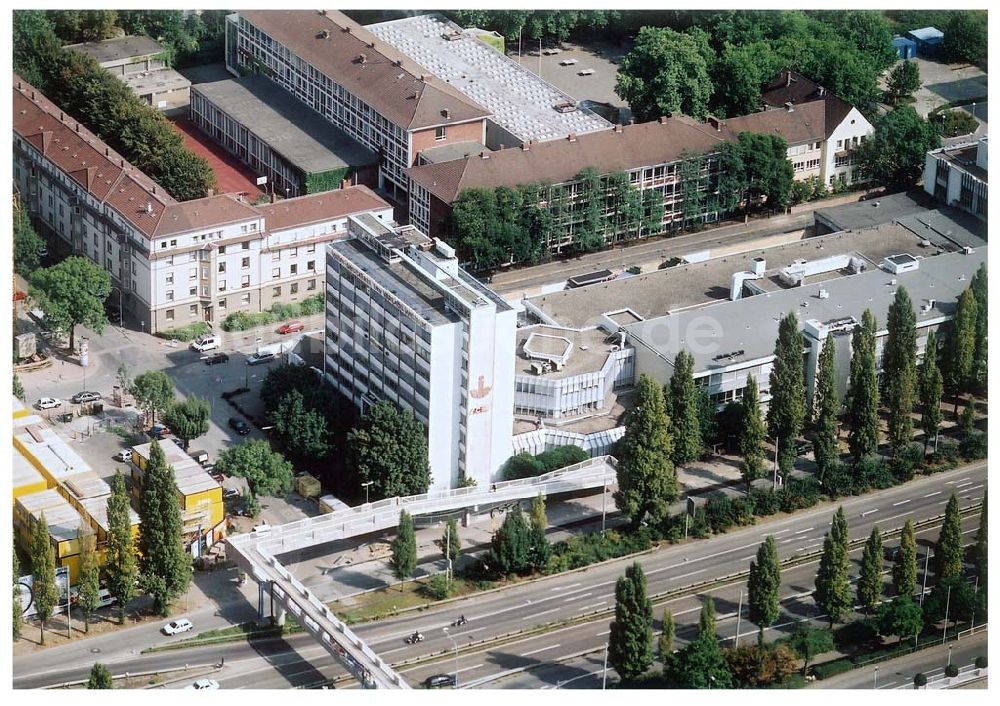 Frankfurt am Main aus der Vogelperspektive: Gelände der Union-Druckerei an der Theodor-Heuss-Allee 90-98 in Frankfurt / Main.