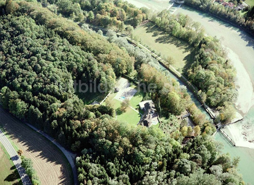 Luftaufnahme Freilassing / Bayern - Gelände der Villa Zeller der Unternehmensgruppe MAX AICHER in Freilassing.