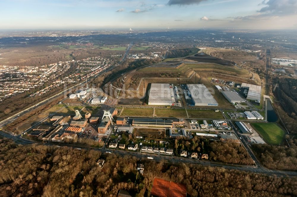 Herten von oben - Gelände des „ Wasserstoff-Kompetenz-Zentrums H2Herten “ auf der Fläche des ehemaligen Bergwerks Ewaldin Herten im Bundesland Nordrhein-Westfalen