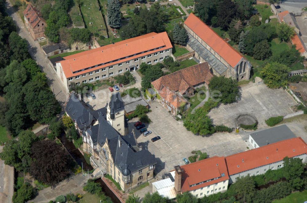 Luftbild Quedlinburg - Gelände der Wipertikirche Quedlinburg