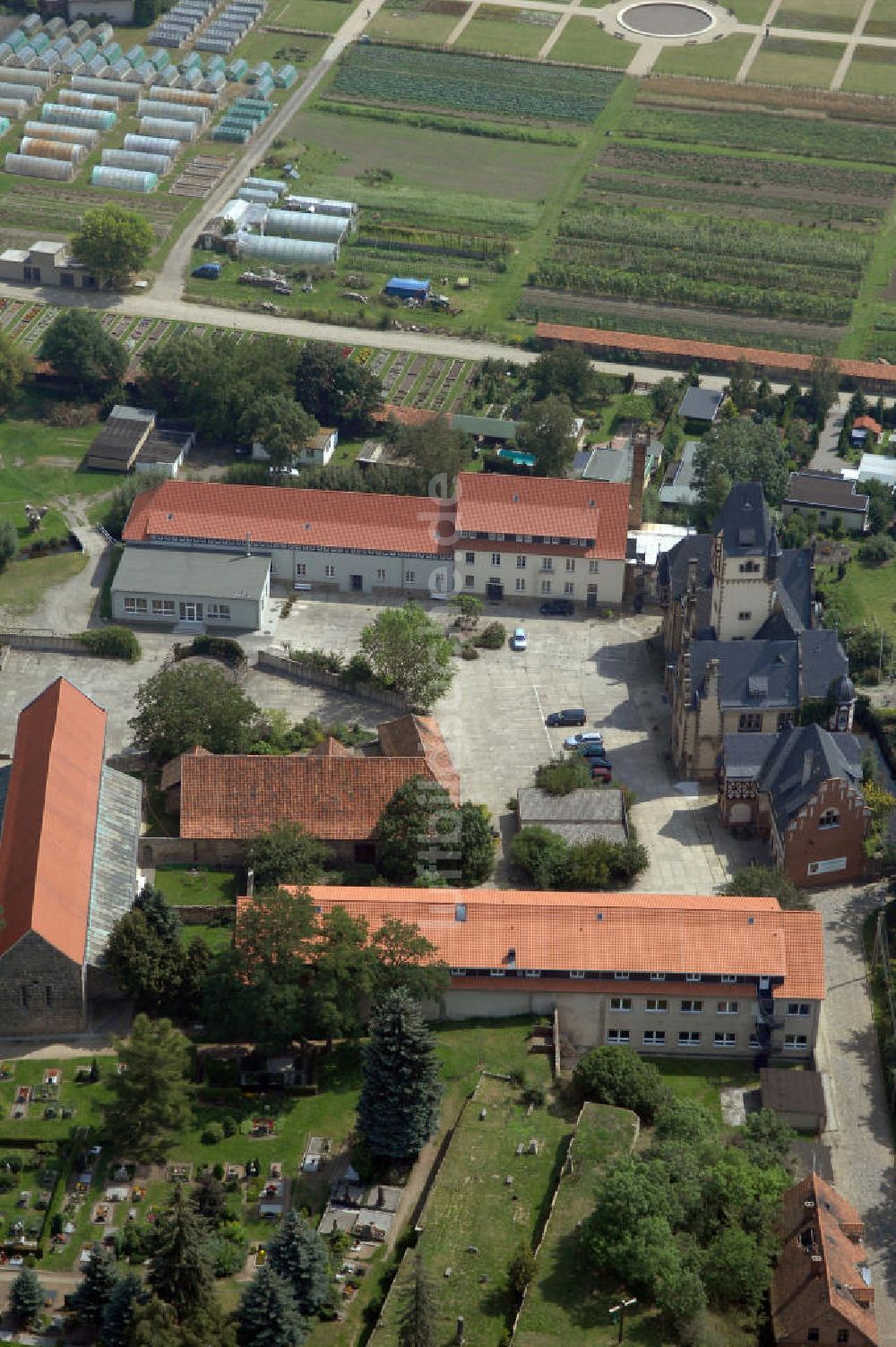 Luftaufnahme Quedlinburg - Gelände der Wipertikirche Quedlinburg