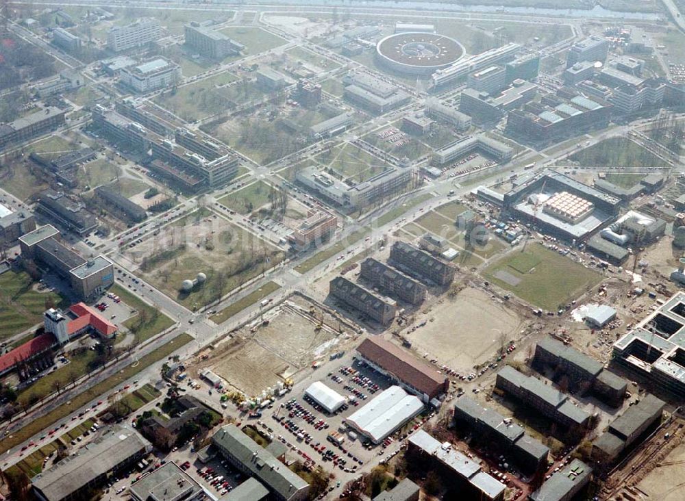 Luftbild Berlin-Johannisthal - Gelände der WISTAS in Berlin - Johannisthal 18.03.02