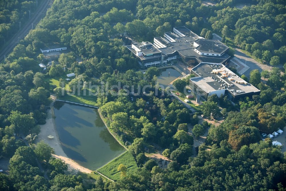 Berlin von oben - Geländes des FEZ Freizeit- und Erholungszentrums in der Wuhlheide im Bezirk Köpenick in Berlin