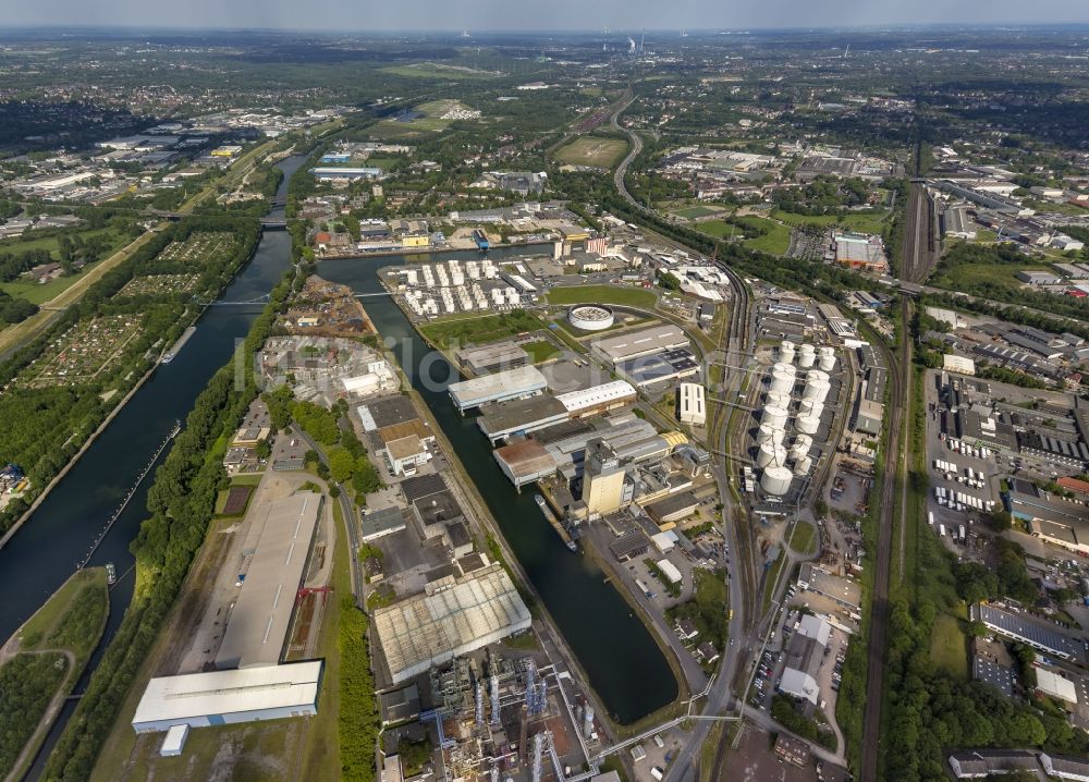 Luftbild Gelsenkirchen - Gelsenkirchener Stadthafen am Rhein-Herne-Kanal in Gelsenkicrhen im Bundesland Nordrhein-Westfalen NRW