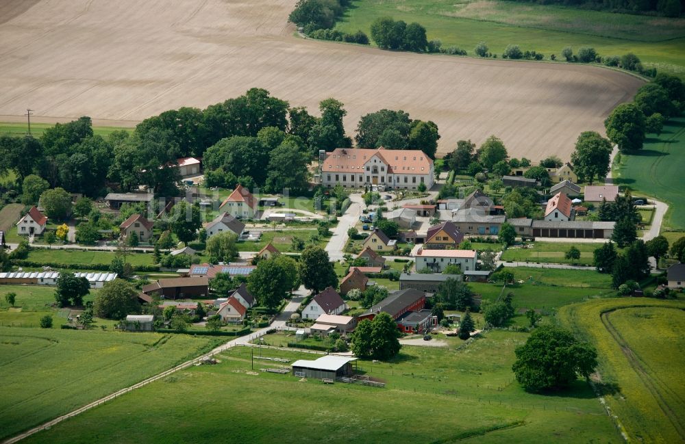 Gotthun von oben - Gemeinde Gotthun im Bundesland Mecklenburg-Vorpommern