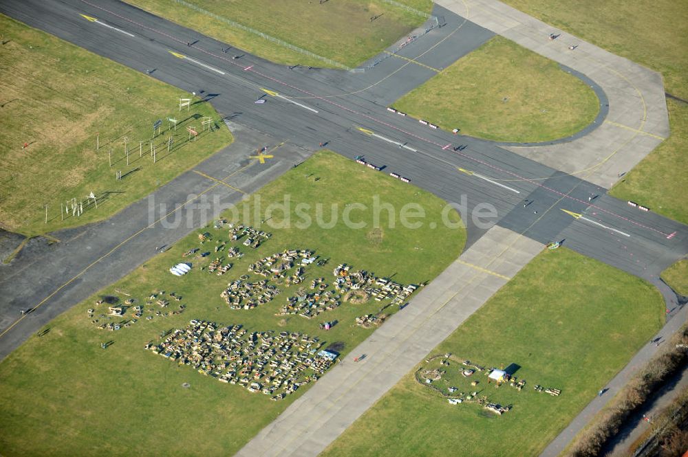 Berlin aus der Vogelperspektive: Gemeinschaftsgärten auf dem ehemaligen Flughafen Tempelhof in Berlin