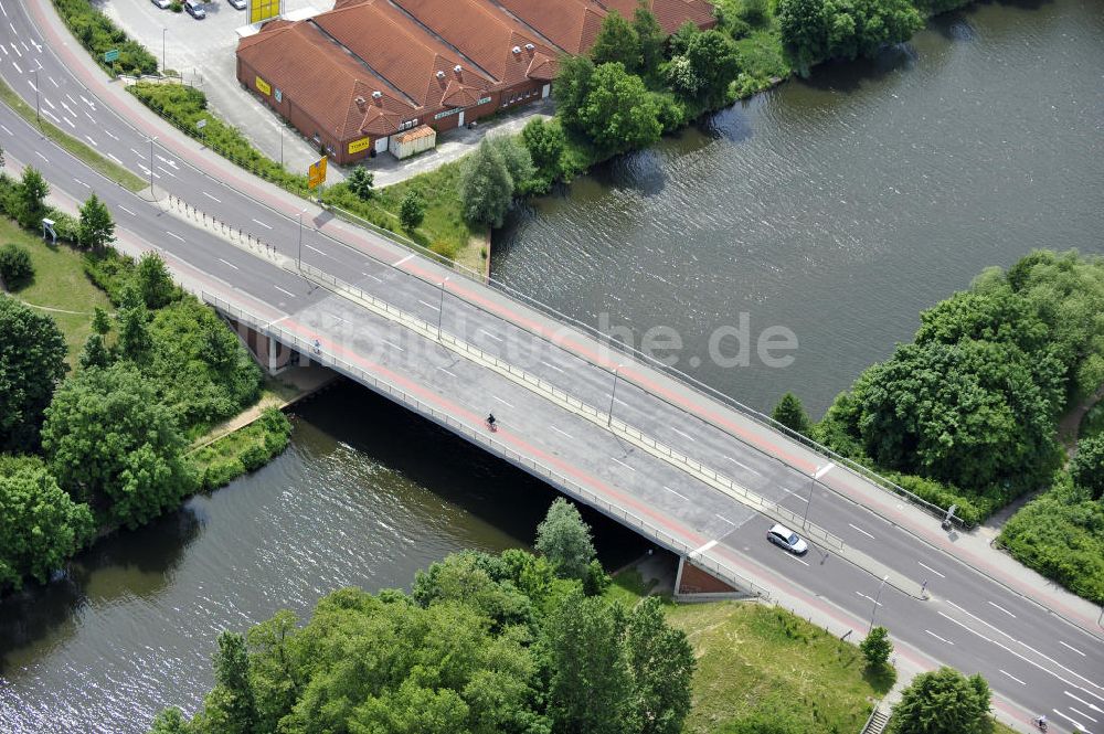 Genthin von oben - Genthiner Straßenbrücke