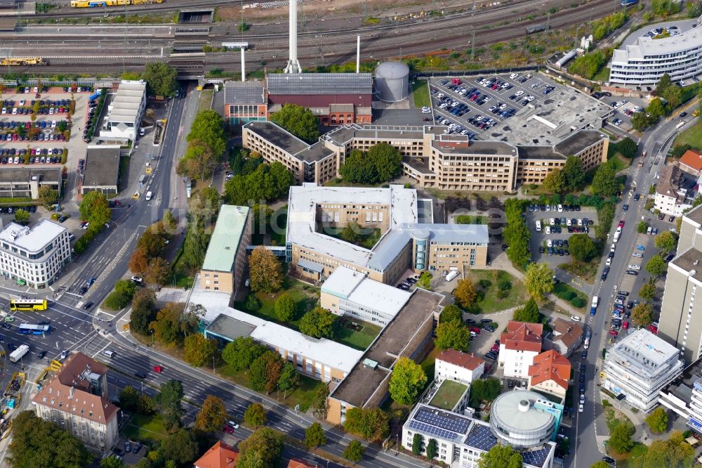 Göttingen von oben - Gerichts- Gebäudekomplex des Amtsgerichtes und Gebäude des Finanzamtes Göttingen in Göttingen im Bundesland Niedersachsen, Deutschland