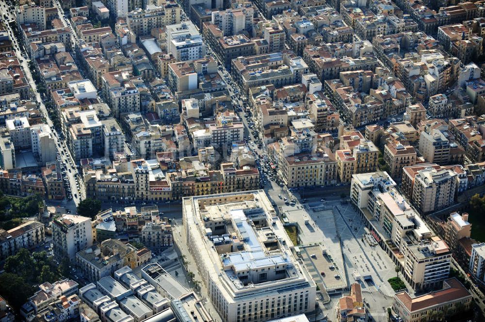 Luftbild Palermo Sizilien - Gerichtsgebäude Uffici Giudiziari Palazzo Di Giustizia Tribunale in Palermo auf Sizilien in Italien