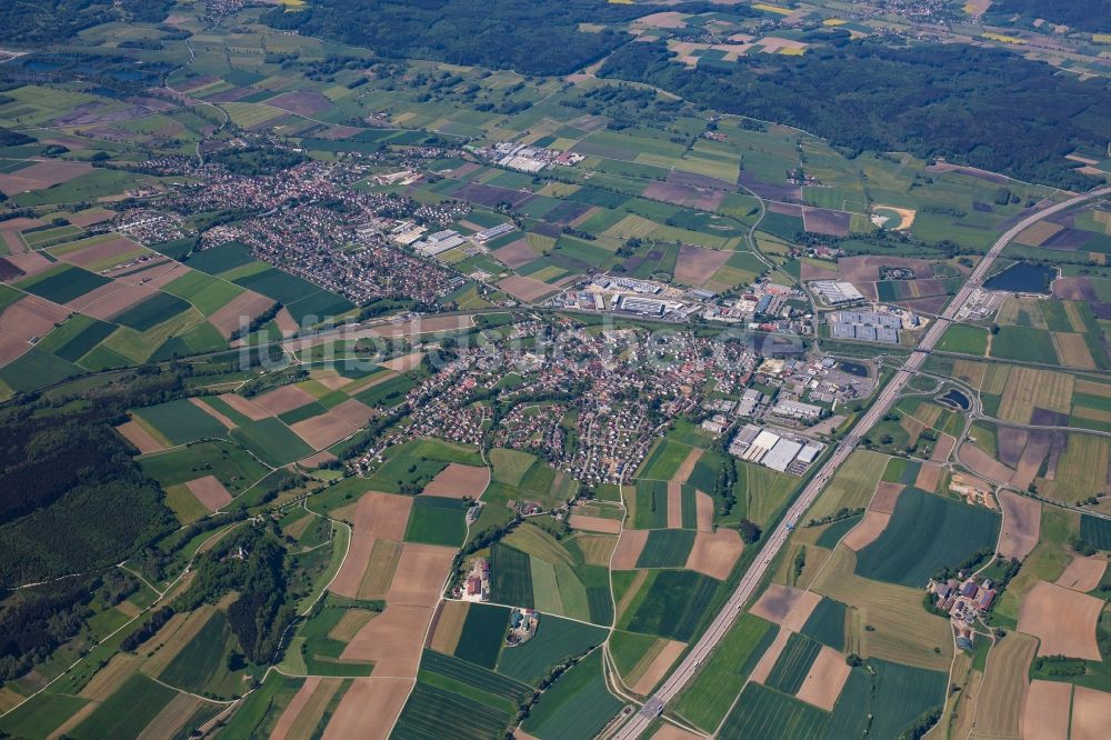 Scheppach aus der Vogelperspektive: Gesamtübersicht und Gemeindegebiet mit Außenbezirken und Innenstadtbereich in Scheppach im Bundesland Bayern, Deutschland