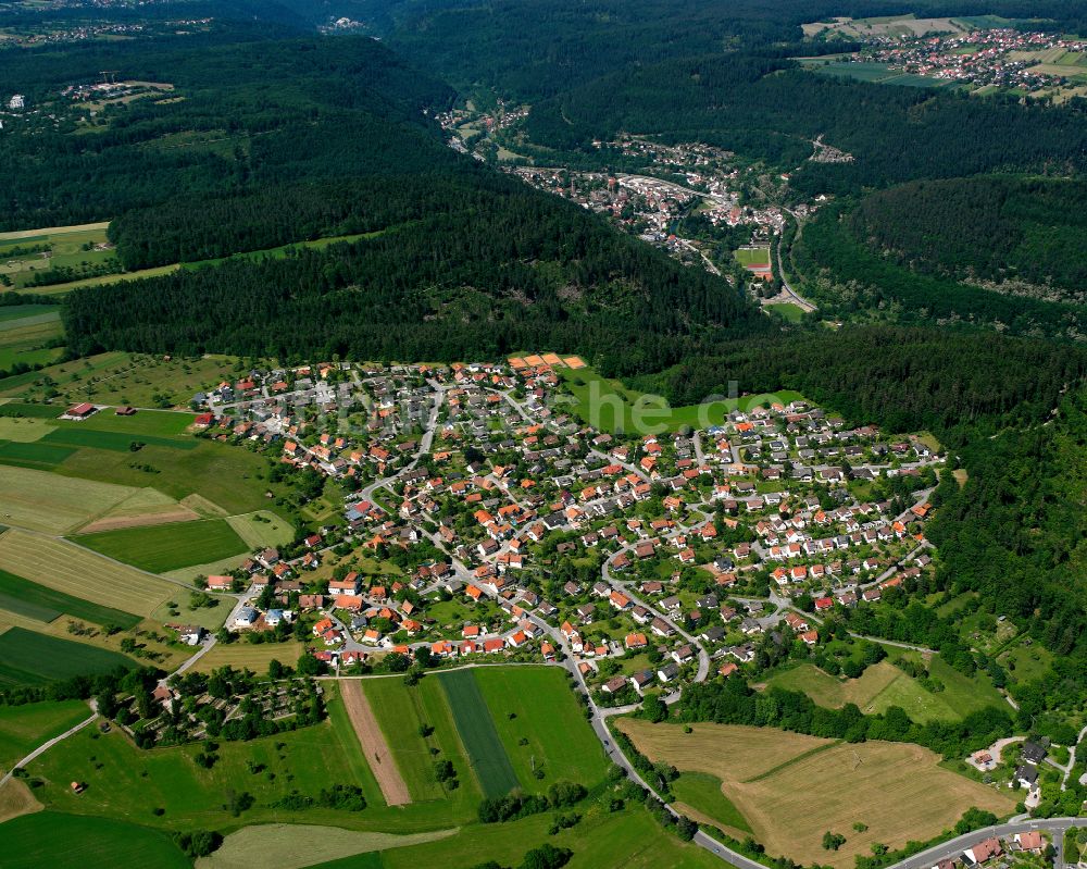 Luftbild Alzenberg - Gesamtübersicht und Stadtgebiet mit Außenbezirken und Innenstadtbereich in Alzenberg im Bundesland Baden-Württemberg, Deutschland