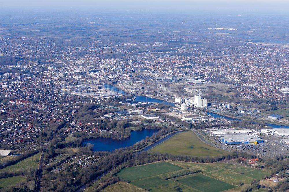 Luftbild Oldenburg - Gesamtübersicht und Stadtgebiet mit Außenbezirken und Innenstadtbereich in Oldenburg im Bundesland Niedersachsen, Deutschland