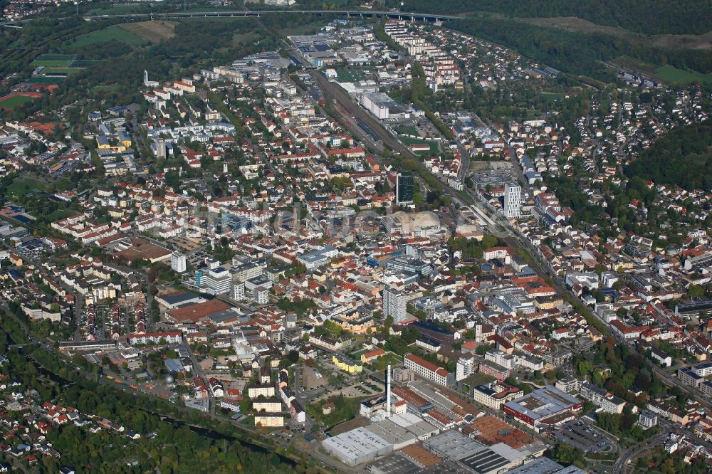 Lörrach von oben - Gesamtübersicht und Stadtgebiet und Innenstadtbereich in Lörrach im Bundesland Baden-Württemberg, Deutschland