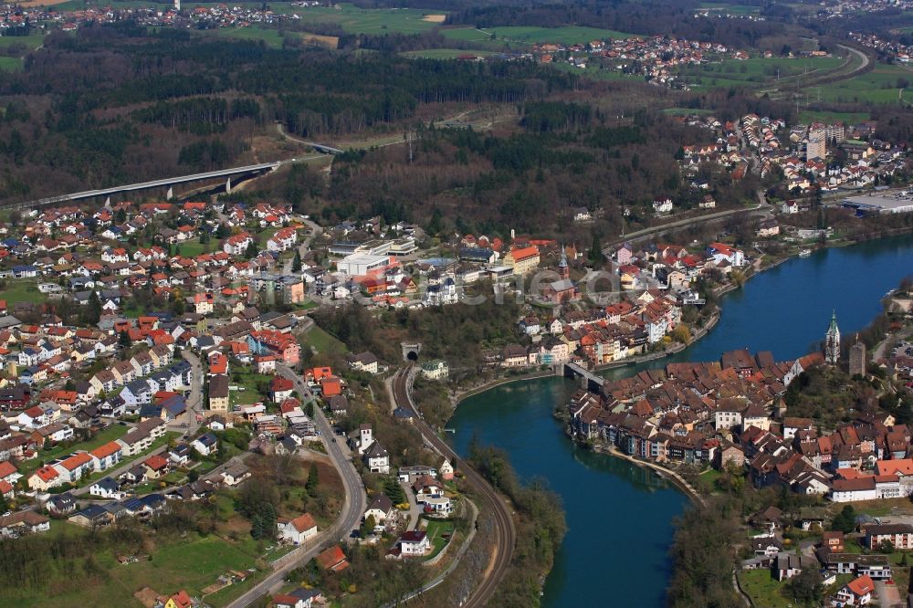 Luftaufnahme Laufenburg - Gesamtübersicht und Stadtgebiet von Laufenburg am Rhein im Bundesland Baden-Württemberg, Deutschland