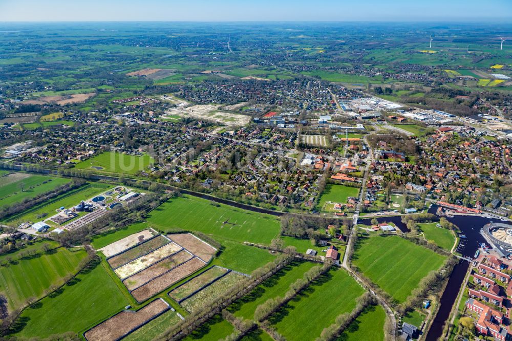 Luftaufnahme Aurich - Gesamtübersicht des Stadtgebietes in Aurich im Bundesland Niedersachsen, Deutschland