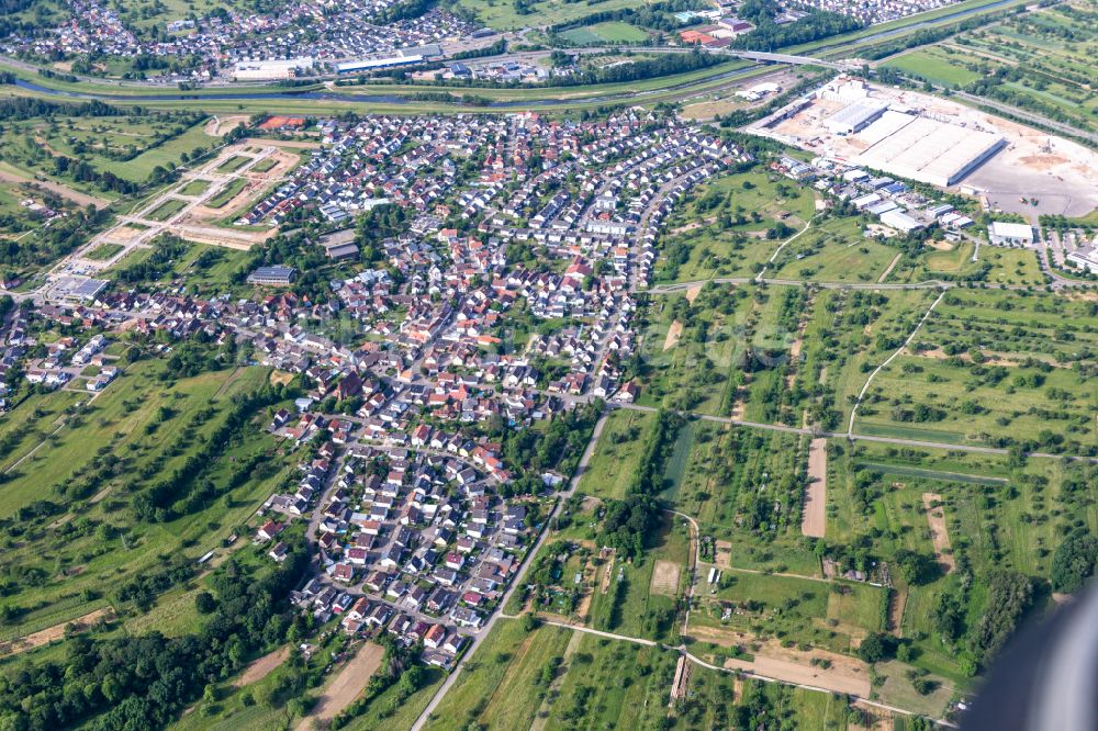 Luftaufnahme Bischweier - Gesamtübersicht des Stadtgebietes in Bischweier im Bundesland Baden-Württemberg, Deutschland