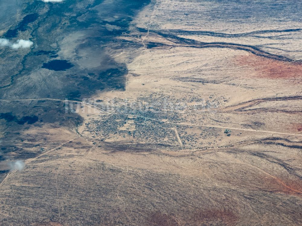 Luftaufnahme Habaswein - Gesamtübersicht des Stadtgebietes in Habaswein in Wajir County, Kenia