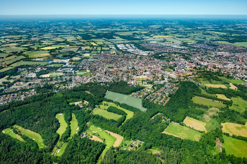 Vechta aus der Vogelperspektive: Gesamtübersicht des Stadtgebietes in Vechta im Bundesland Niedersachsen, Deutschland