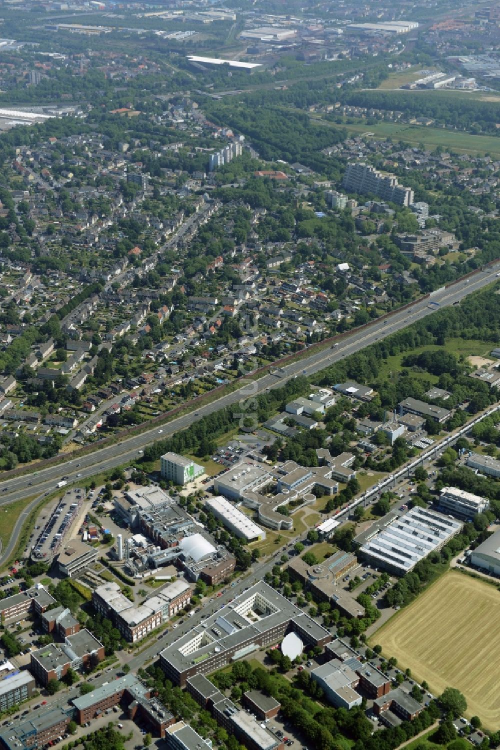 Dortmund von oben - Geschäftshaus der Markus Gerold Unternehmensgruppe in Dortmund im Bundesland Nordrhein-Westfalen