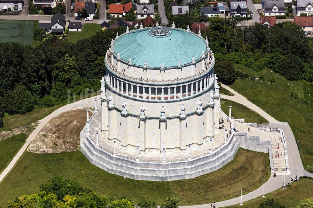 Luftbild Kelheim - Geschichts- Denkmal Befreiungshalle Kelheim im Ortsteil Hohenpfahl in Kelheim im Bundesland Bayern, Deutschland