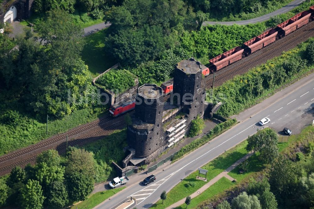 Luftaufnahme Remagen - Geschichts- Denkmal Brücke von Remagen in Remagen im Bundesland Rheinland-Pfalz, Deutschland