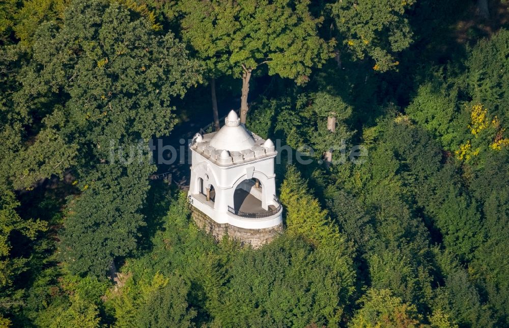 Arnsberg von oben - Geschichts- Denkmal des Ehmsendenkmal in der Laurentiusstraße in Arnsberg im Bundesland Nordrhein-Westfalen, Deutschland