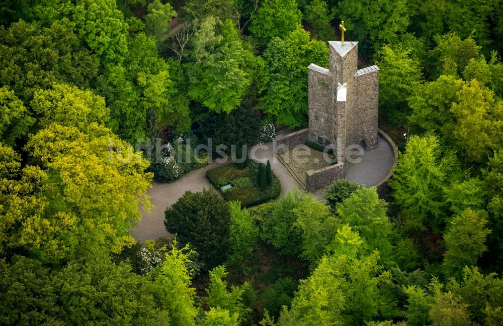 Luftbild Gevelsberg - Geschichts- Denkmal des Ehrenmals in Gevelsberg