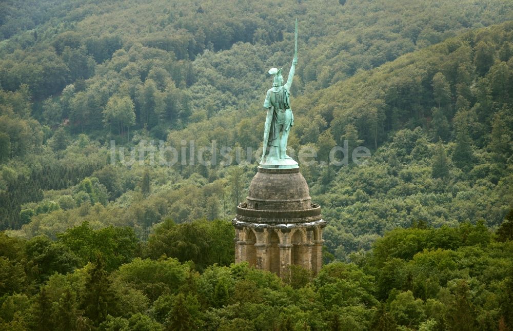 Luftbild Detmold - Geschichts- Denkmal Hermannsdenkmal im Teuteburger Wald in Detmold im Bundesland Nordrhein-Westfalen