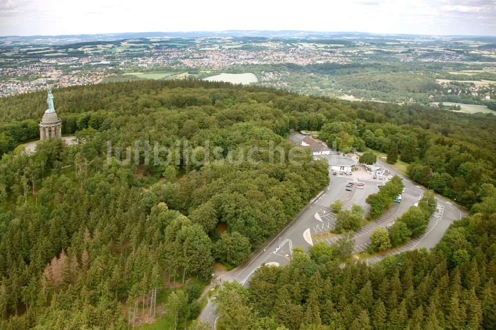 Luftbild Detmold - Geschichts- Denkmal Hermannsdenkmal im Teuteburger Wald in Detmold im Bundesland Nordrhein-Westfalen