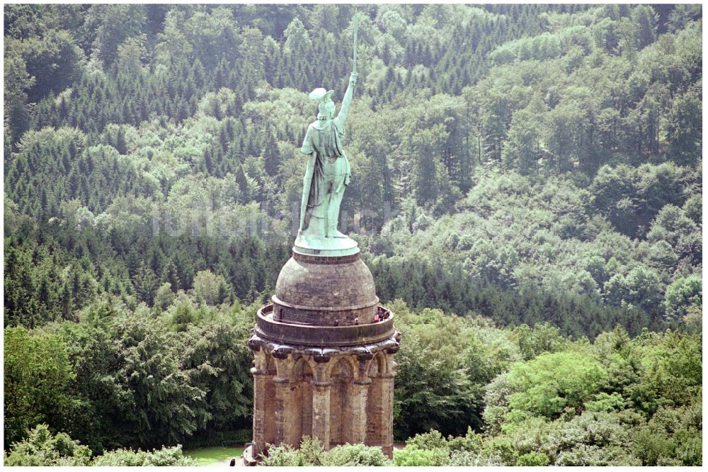 Detmold aus der Vogelperspektive: Geschichts- Denkmal Hermannsdenkmal im Teuteburger Wald in Detmold im Bundesland Nordrhein-Westfalen