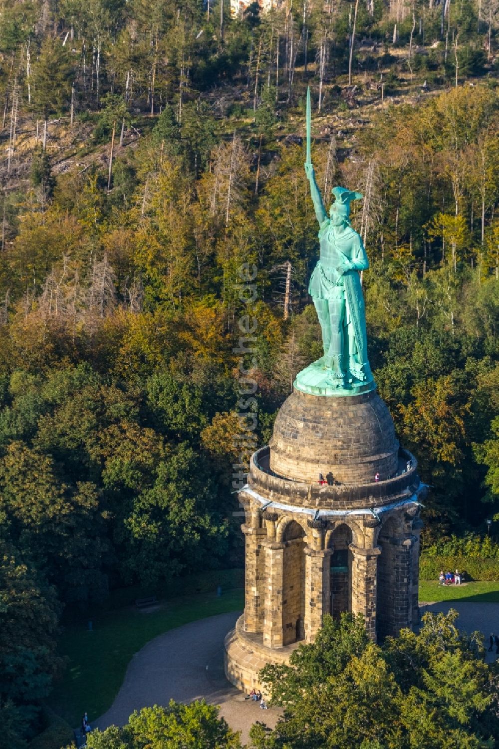 Luftaufnahme Detmold - Geschichts- Denkmal Hermannsdenkmal im Teuteburger Wald in Detmold im Bundesland Nordrhein-Westfalen