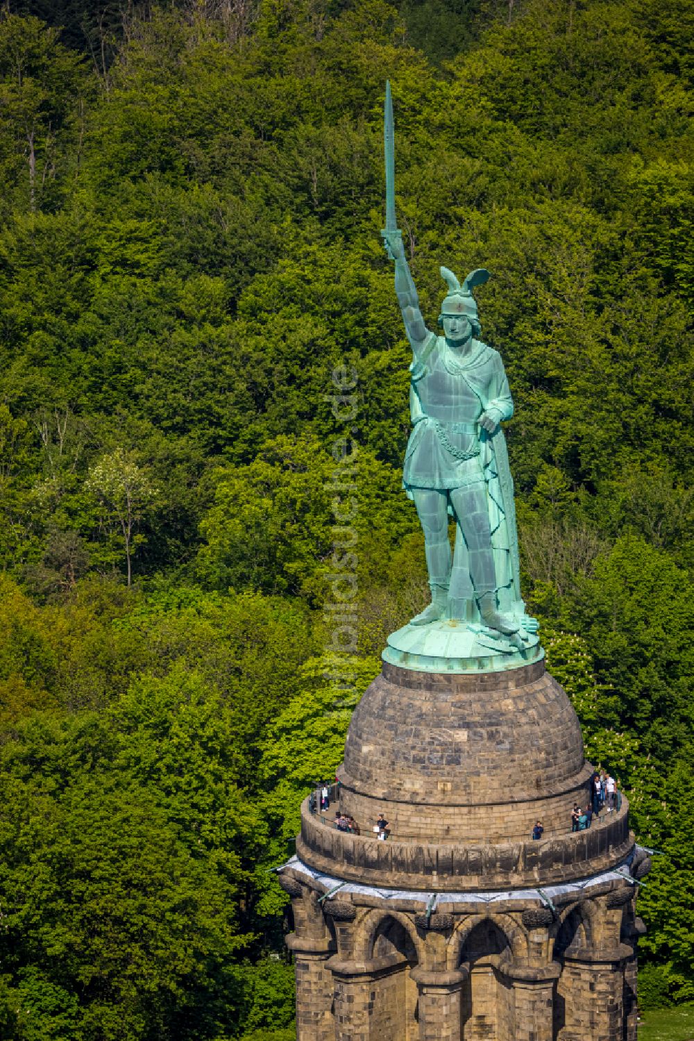 Luftbild Detmold - Geschichts- Denkmal Hermannsdenkmal im Teutoburger Wald in Detmold im Bundesland Nordrhein-Westfalen