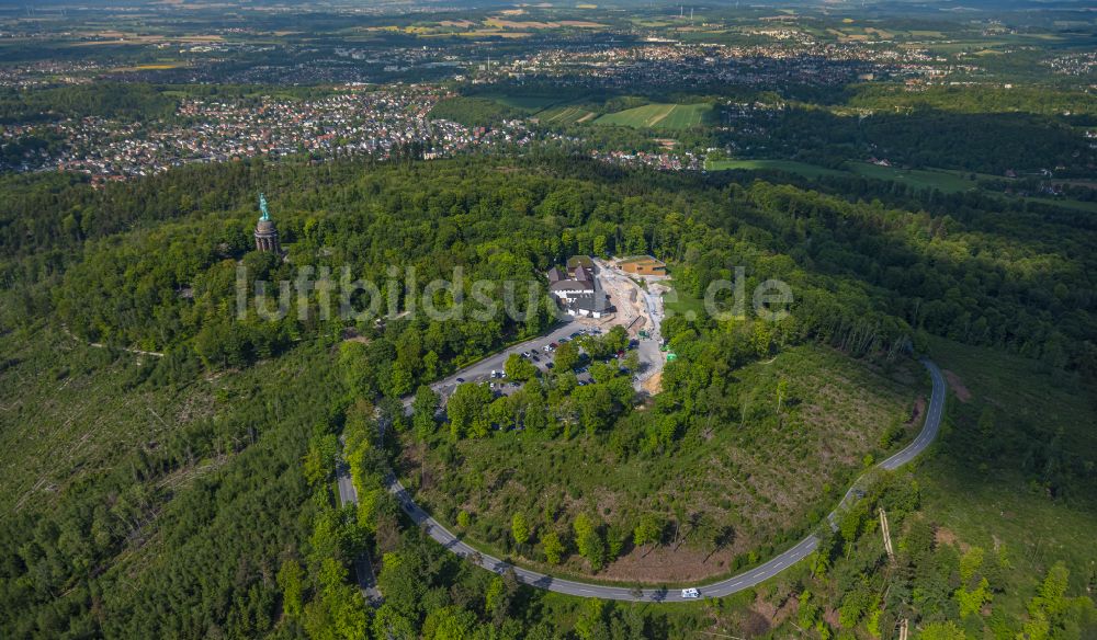 Detmold aus der Vogelperspektive: Geschichts- Denkmal Hermannsdenkmal im Teutoburger Wald in Detmold im Bundesland Nordrhein-Westfalen