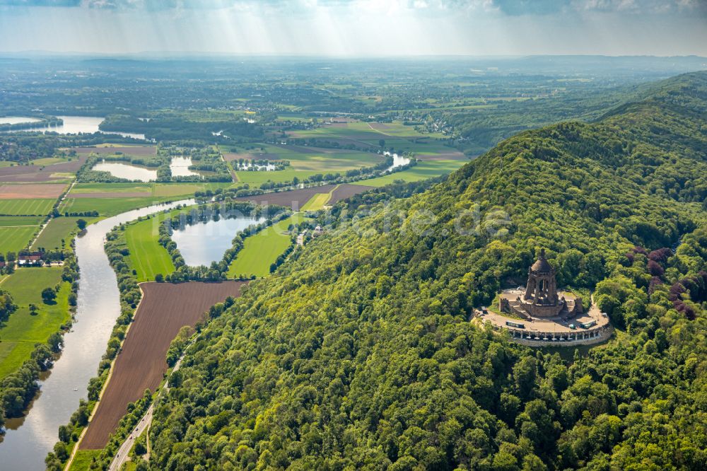 Luftbild Porta Westfalica - Geschichts- Denkmal Kaiser- Wilhelm- Denkmal in Porta Westfalica im Bundesland Nordrhein-Westfalen, Deutschland