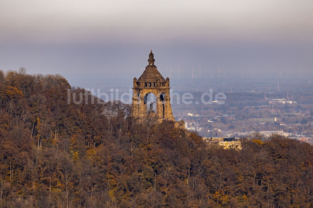 Luftaufnahme Barkhausen - Geschichts- Denkmal Kaiser- Wilhelm- Denkmal in Porta Westfalica im Bundesland Nordrhein-Westfalen, Deutschland