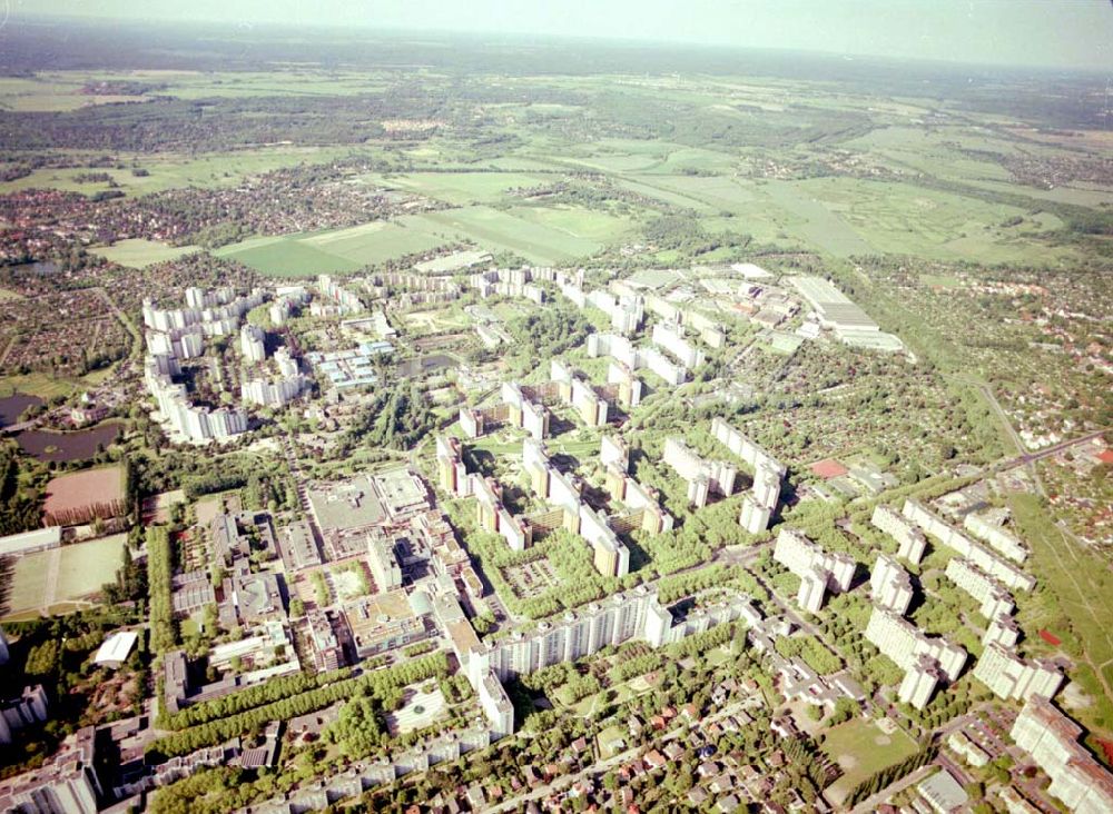 Berlin - Reinickendorf aus der Vogelperspektive: GESOBAU AG Märkisches Viertel